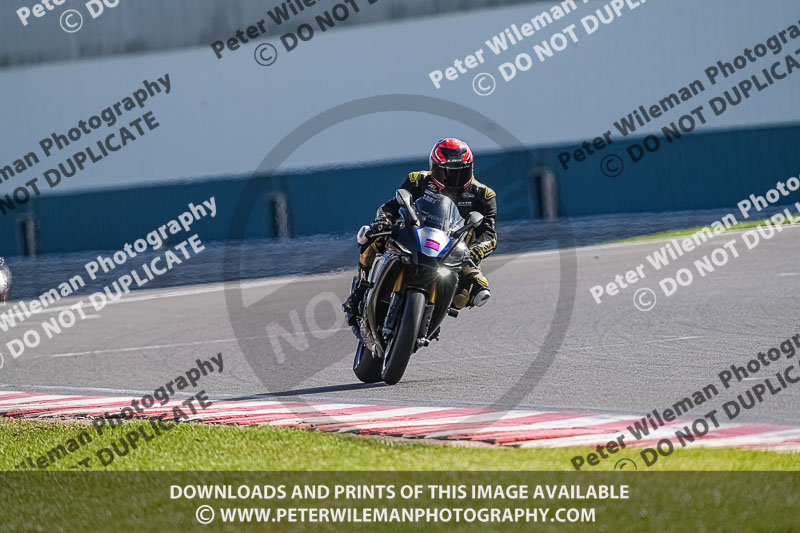 donington no limits trackday;donington park photographs;donington trackday photographs;no limits trackdays;peter wileman photography;trackday digital images;trackday photos